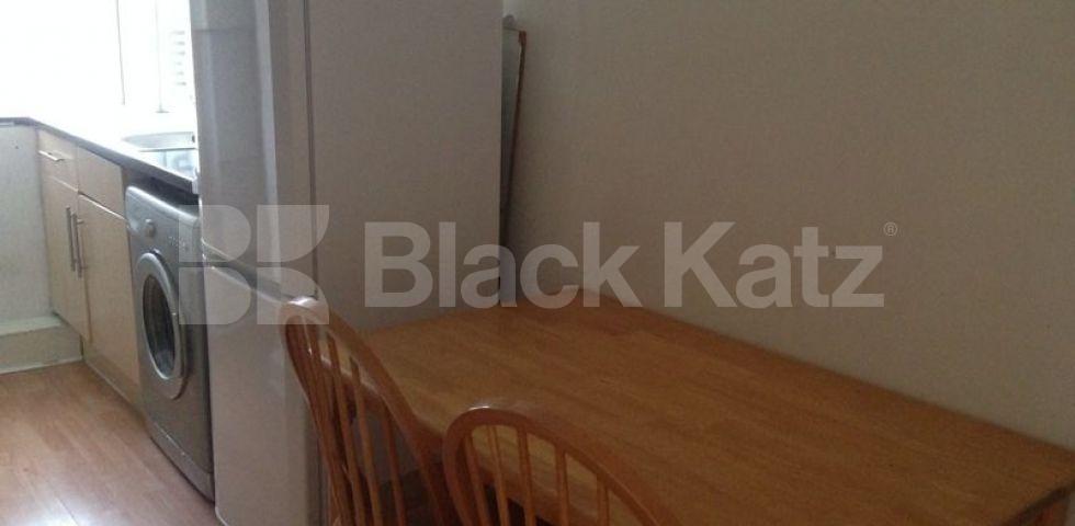 			UNDER OFFER , 2 Bedroom, 1 bath, 1 reception Apartment			 Queenstown Road, Battersea